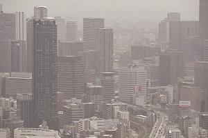 黄砂が飛ぶ大阪市の写真