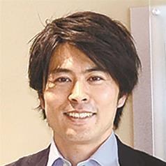 小川裕介記者の写真