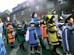 朝日小学生新聞 世界 ぼくの学校わたしの街